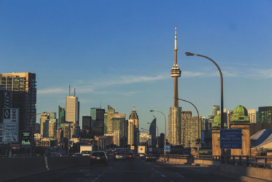 Toronto condo prices rocket up