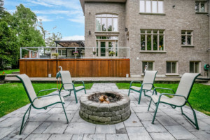 72 Westwood Ln, Richmond Hill, ON L4C 6Y1, Canada