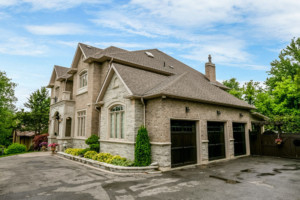 72 Westwood Ln, Richmond Hill, ON L4C 6Y1, Canada